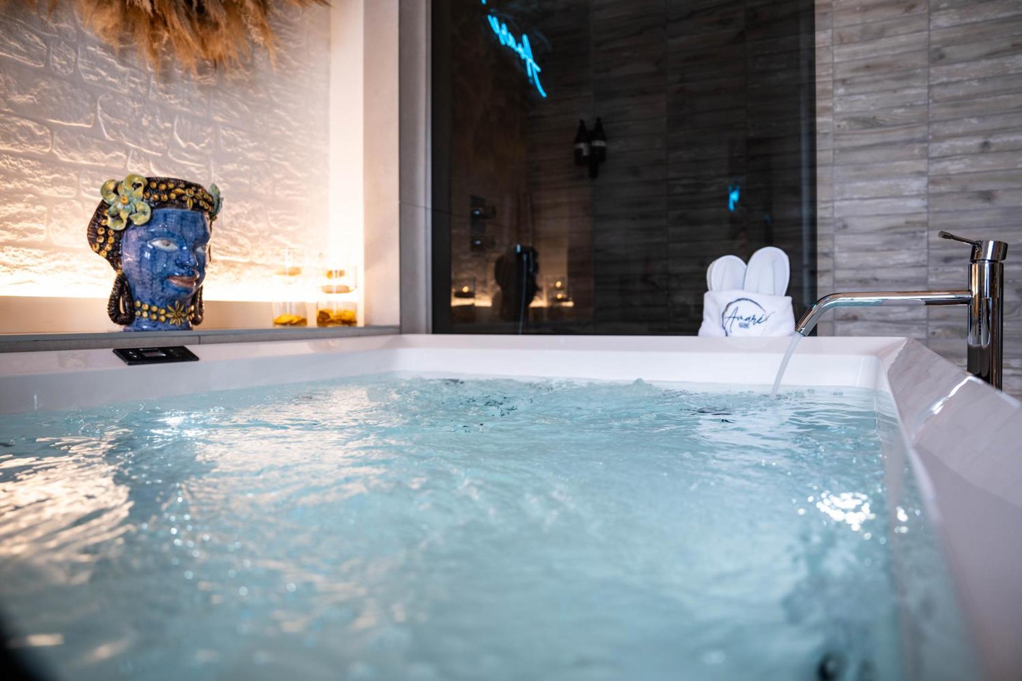 Amare Luxury Suites Vista Mare Bari Dış mekan fotoğraf